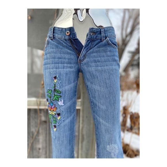 Billabong Boho Embroidered Low Rise Jeans Flare Leg Cotton Med Wash Sz S - Picture 9 of 16